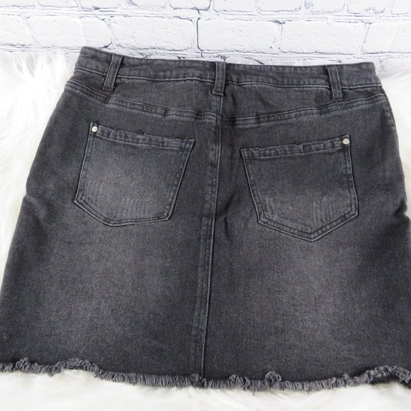 NWT - Junior's Frayed Hem Denim Skirt - Black - Picture 4 of 4